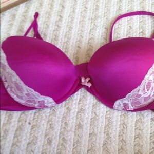 VS Victoria's Secret very sexy push up 38B bra